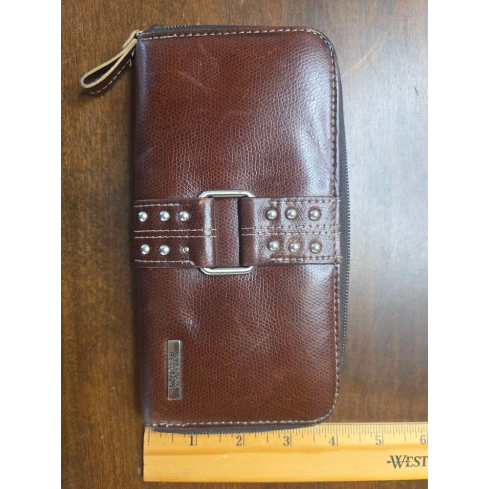 Women's Kenneth Cole Reaction Brown Studded Zip Wallet One Size - Picture 2 of 6
